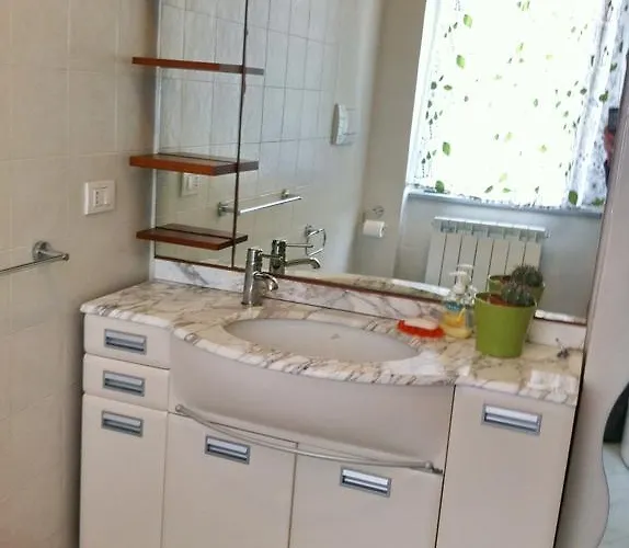 Silvia' S House Специя